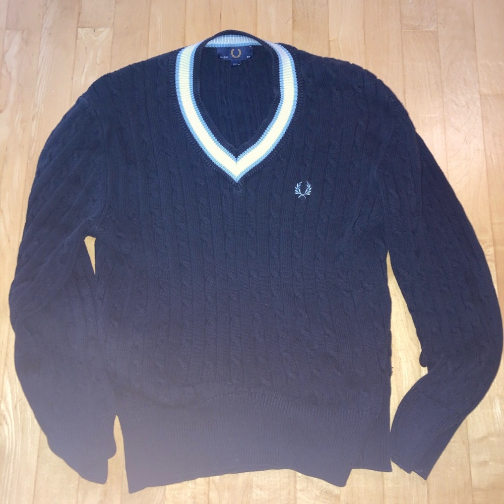 Fred Perry Blue Men’s V Neck Sweater size 111cm 44”